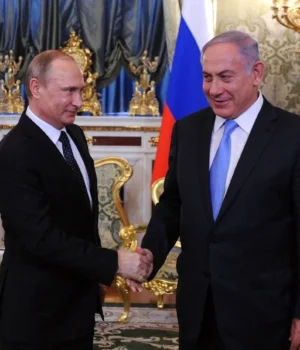 росія-терміново-евакуює-співробітників-посольства-рф-з-Ізраїлю-–-ЗМІ