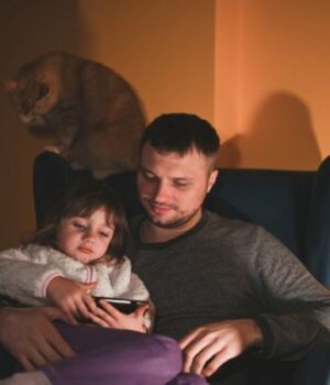 Українцям-можуть-відключати-світло-поза-графіками-через-різке-похолодання,-–-Свириденко