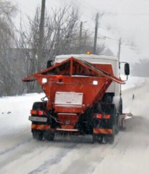 Луцькі-комунальники-перейшли-на-цілодобовий-режим-роботи