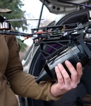 Унікальний-досвід-ЗСУ:-фронтові-майстерні-для-ремонту-та-модернізації-дронів