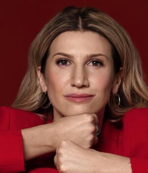 Аніта-Луценко-показала-9-річну-доньку-та-розповіла-про-особливості-її-харчування