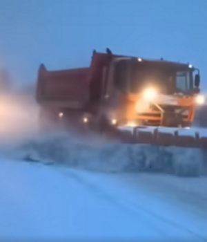 Снігопад-триває:-волинські-автошляхи-розчищають-65-одиниць-спецтехніки Снігопад-триває:-волинські-автошляхи-розчищають-65-одиниць-спецтехніки