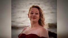 Чому вбивство міграційною поліцією молодої жінки у США сколихнуло всю країну Чому-вбивство-міграційною-поліцією-молодої-жінки-у-США-сколихнуло-всю-країну