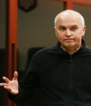 Шуфричу-дозволили-вийти-із-СІЗО-під-заставу-в-33-млн-гривень,-він-її-ще-не.