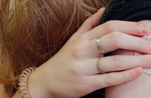 У Луцьку почали вакцинувати дівчат-підлітків від вірусу папіломи У-Луцьку-почали-вакцинувати-дівчат-підлітків-від-вірусу-папіломи