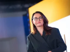 Школи і частина підприємств переходять на дистанційку через складні погодні умови Школи і частина підприємств переходять на дистанційку через складні погодні умови