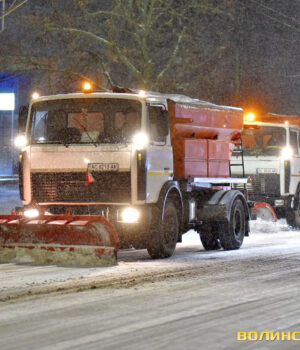 Уряд-рекомендує-перейти-на-дистанційне-навчання-та-роботу-через-негоду