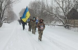 Маневиччина попрощалася з Героєм Андрієм Петренком Маневиччина-попрощалася-з-Героєм-Андрієм-Петренком
