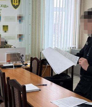 Брав-хабарі-автомобілями:-заступнику-начальника-Рівненського-ТЦК-оголосили-підозру Брав-хабарі-автомобілями:-заступнику-начальника-Рівненського-ТЦК-оголосили-підозру