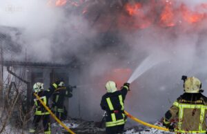 Біля Луцька горіла господарська споруда: вогонь ледь не поширився на будинок Біля-Луцька-горіла-господарська-споруда:-вогонь-ледь-не-поширився-на-будинок