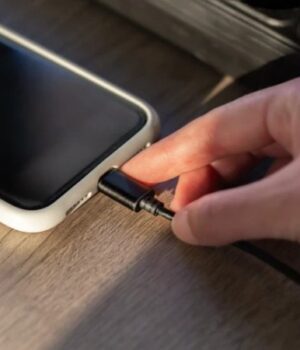 Яка-батарея-в-iphone-13?