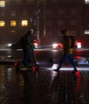 Графіки-відключень-електроенергії-в-суботу:-коли-не-буде-світла-10-січня