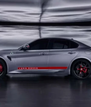 alfa-romeo-представила-giulia-luna-rossa:-тираж-лише-10-одиниць-та-п’ятикратна-притискна-сила