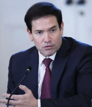 Рубіо-висловив-підтримку-США-"хороброму-народу-Ірану"-на-тлі-протестів