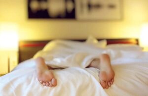 Як залучити удачу та відігнати біду: прості обереги, які кладуть під ліжко Як залучити-удачу-та відігнати-біду:-прості-обереги,-які-кладуть-під-ліжко