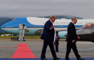 «Можна очікувати двох цікавих речей»: американський професор про затримання російських танкерів «Можна-очікувати-двох-цікавих-речей»:-американський-професор-про-затримання-російських-танкерів