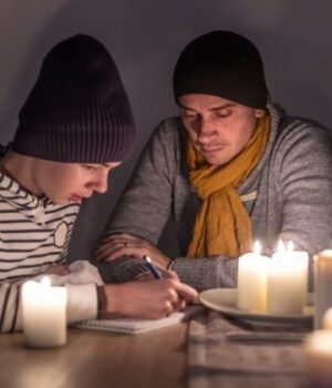 Світло-відключатимуть-по-всій-Україні:-в-«Укренерго»-визначились-з-графіками-на-12-січня