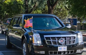 Кортеж Дональда Трампа змінив маршрут у Флориді через виявлення "підозрілого предмета" Кортеж-Дональда-Трампа-змінив-маршрут-у-Флориді-через-виявлення-"підозрілого-предмета"