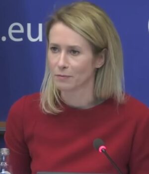 ЄС-може-запровадити-нові-санкції-проти-Ірану,-–-politico