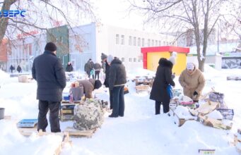 Мороз не зупиняє ні фермерів, ні покупців: що продають на луцьких ринках Мороз-не-зупиняє-ні-фермерів,-ні-покупців:-що-продають-на-луцьких-ринках