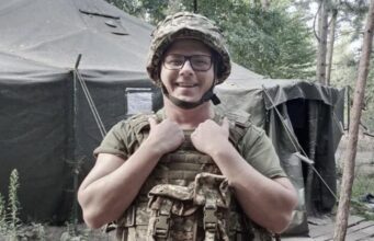 Перестало битися серце 35-річного воїна з Волині Олександра Ластенка Перестало-битися-серце-35-річного-воїна-з-Волині-Олександра-Ластенка