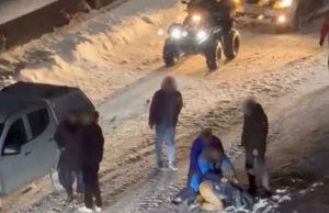 На Тернопільщині водії побилися після ДТП, військовий отримав травми обличчя На-Тернопільщині-водії-побилися-після-ДТП,-військовий-отримав-травми-обличчя