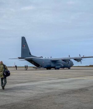 Данія-надсилає-підкріплення-в-Гренландію-на-тлі-погроз-Трампа,-–-ЗМІ
