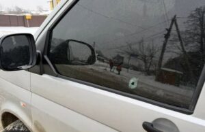 Неподалік Львова обстріляли авто ТЦК, нападник втік Неподалік-Львова-обстріляли-авто-ТЦК,-нападник-втік