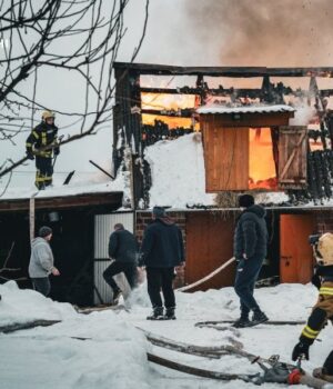 На-Волині-горів-хлів