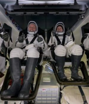 nasa-успішно-завершило-першу-медичну-евакуацію-астронавтів-на-Землю