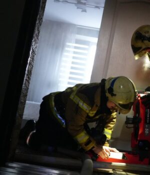 У-Луцьку-рятувальники-ліквідували-пожежу-в-квартирі-на-вулиці-Мазепи.-ФОТО