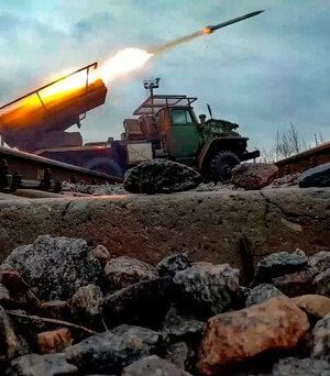 Окупанти-тиснуть-масою:-бої-тривають-на-підступах-до-Родинського-та-Світлого-—-оглядач