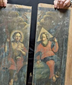 Реліквія-з-поміж-мотлоху:-на-Волині-виявили-ікону,-яку-десятиліттями-ховали-від-комуністів