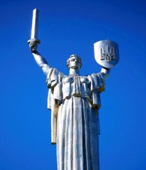 Радіо-Свобода-weekly:-Україна-отримає-90-мільярдів-євро-до-початку-виплат-репарацій-РФ