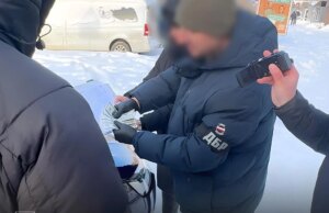 На Волині посадовця ТЦК затримали при отриманні хабаря На-Волині-посадовця-ТЦК-затримали-при-отриманні-хабаря