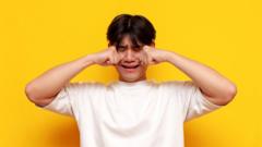 Чому ми плачемо і чому сльози – унікальна людська особливість Чому-ми-плачемо-і-чому-сльози-–-унікальна-людська-особливість