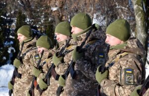 У Луцьку прикордонники-рекрути склали військову присягу У-Луцьку-прикордонники-рекрути-склали-військову-присягу