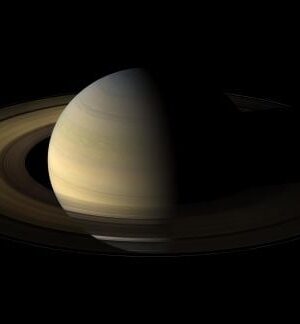 Полярні-бурі-Юпітера-й Сатурна-видали-те,-що приховано-в глибині-планет