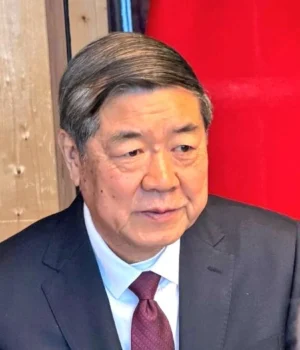 Віце-прем'єр-Китаю-заявив-у-Давосі,-що-світ-не-може-повернутися-до-"законів-джунглів"