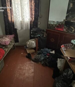 На-Волині-з-двох-сімей-вилучили-8-дітей,-семимісячна-дівчинка-з-ознаками-виснаження-–-у.