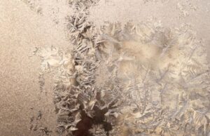 Як зберегти тепло в квартирі: одна проста річ швидко підвищить температуру Як-зберегти-тепло-в-квартирі:-одна-проста-річ-швидко-підвищить-температуру