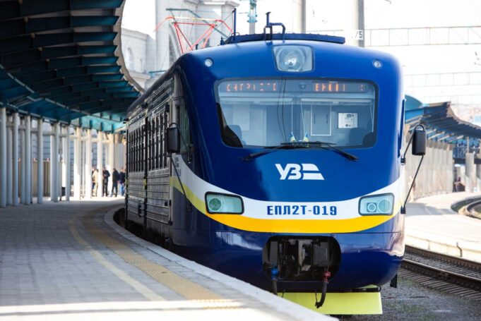 З 22 січня змінюється розклад приміських поїздів З-22-січня-змінюється-розклад-приміських-поїздів