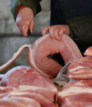 Закордонна-свинина-витісняє-українську:-імпорт-злетів-у-13-разів