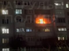 У Луцьку з палаючої квартири врятували жінку. ВІДЕО У-Луцьку-з-палаючої-квартири-врятували-жінку.-ВІДЕО