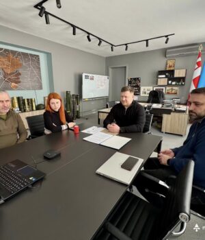 У-Нововолинській-громаді-ветерани-та-ВПО-зможуть-безплатно-пройти-курси-з-ІТ-технологій