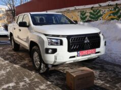 Луцька громада передала воїнам позашляховик. ФОТО Луцька-громада-передала-воїнам-позашляховик.-ФОТО