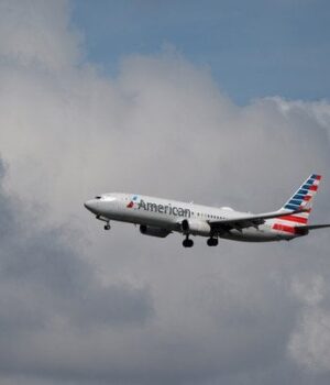 Прикидався-пілотом-і літав-безкоштовно:-яке-покарання-загрожує-чоловіку-за аферу