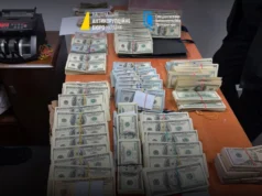 Детективи НАБУ провели обшуки на митному пості "Луцьк" Волинської митниці: що відомо Детективи-НАБУ-провели-обшуки-на-митному-пості-"Луцьк"-Волинської-митниці:-що-відомо