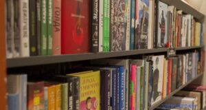 Українці витратили на купівлю книг майже 400 мільйонів «Зимової підтримки» Українці-витратили-на-купівлю-книг-майже-400-мільйонів-«Зимової-підтримки»