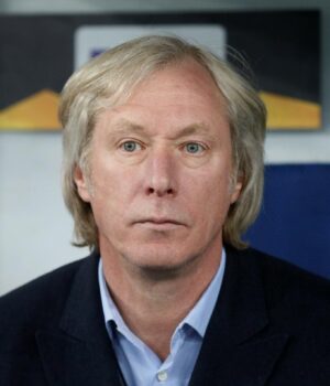 Екстренер-“Динамо”-побив-сантехніка-через-відсутність-опалення,-–-журналістка